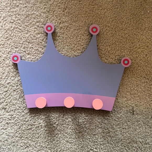 Princess Crown Wooden Wall Hanger - Picture 1 of 3